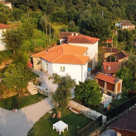 Bed and Breakfast A Casa Com 2 Pereiras Terras de Bouro Exteriér fotografie